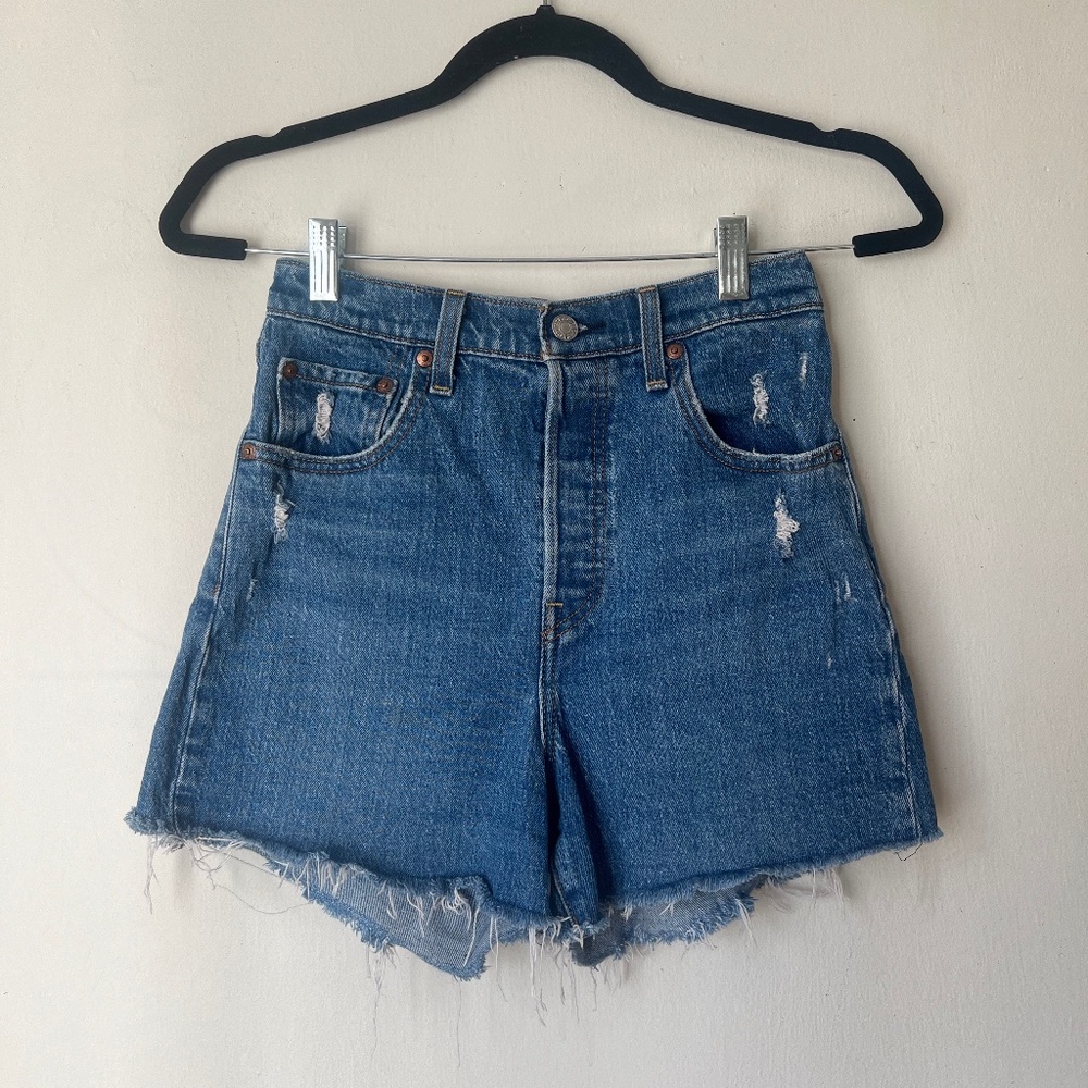 Levi's Women's Ribcage Shorts (Blue)